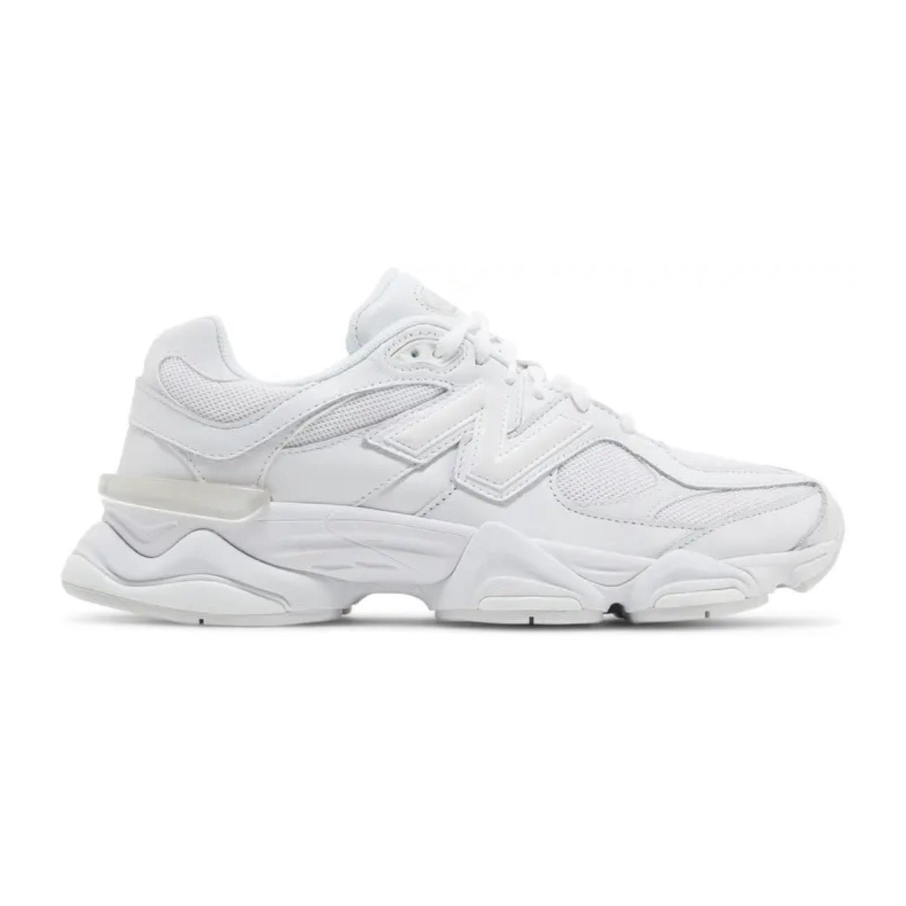 New Balance 9060 – Triple White