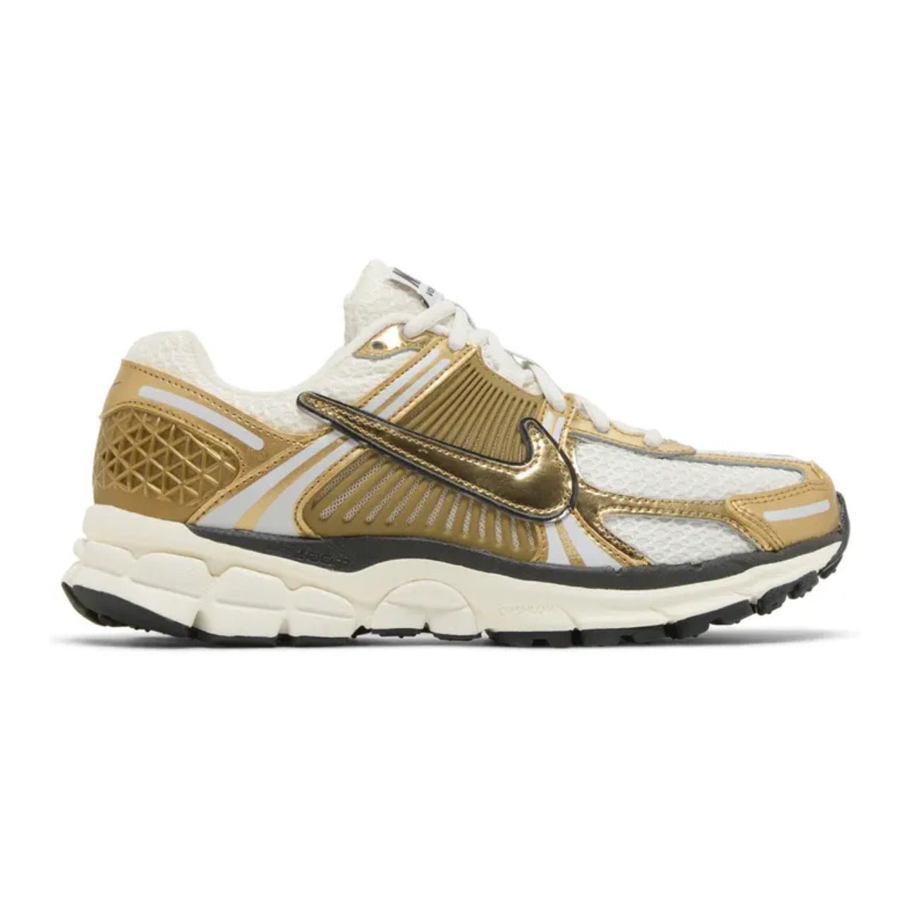 Nike Zoom Vomero 5 "Metallic Gold"